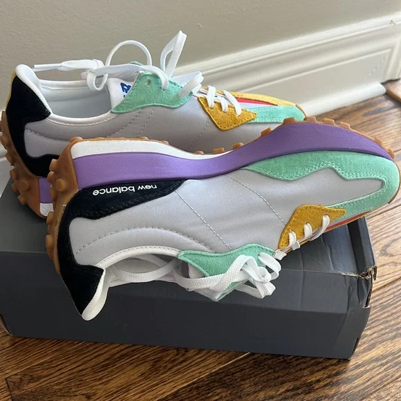 Brand new New Balance 327 Neo Flame - Picture 2 of 7